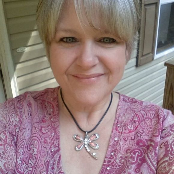 Meet your Posher, Leann - Picture 1 of 1